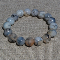 Bracelet from semiprecious stones model 1
